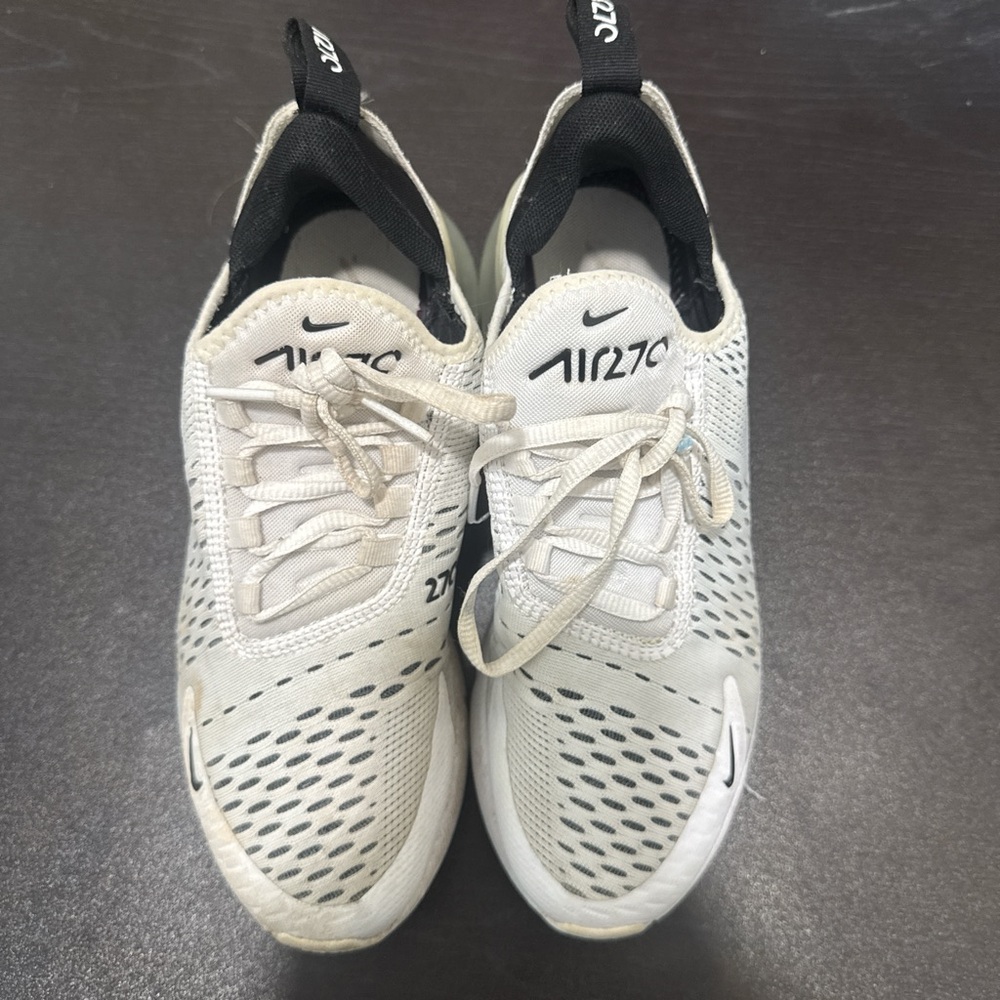 Nike White and Black Air Sneakers